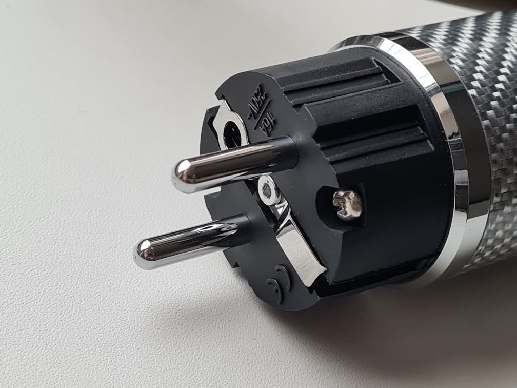 Monosaudio P905  кабель живлення Hi-End
