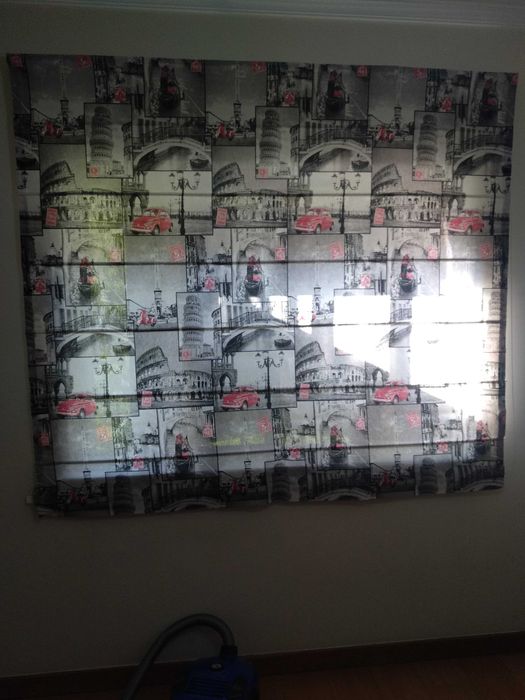 Estore para uma decoração descontraída. Oferta almofada e abajour!