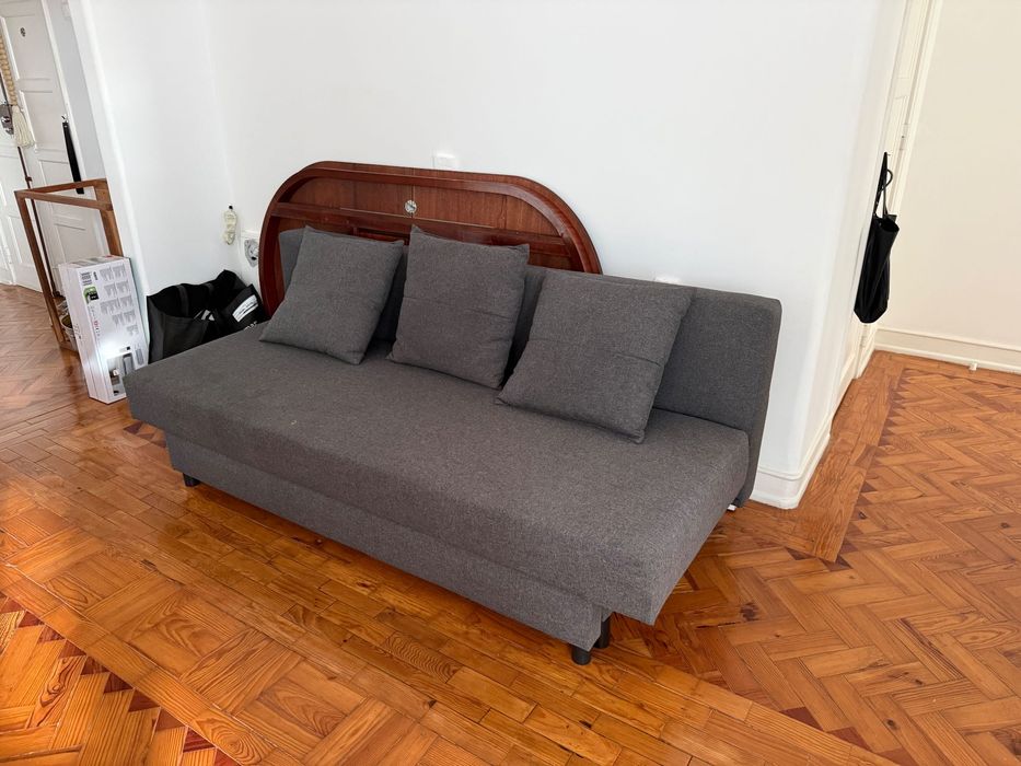 Sofá-cama IKEA 3 lugares, Knisa bege acinzentado