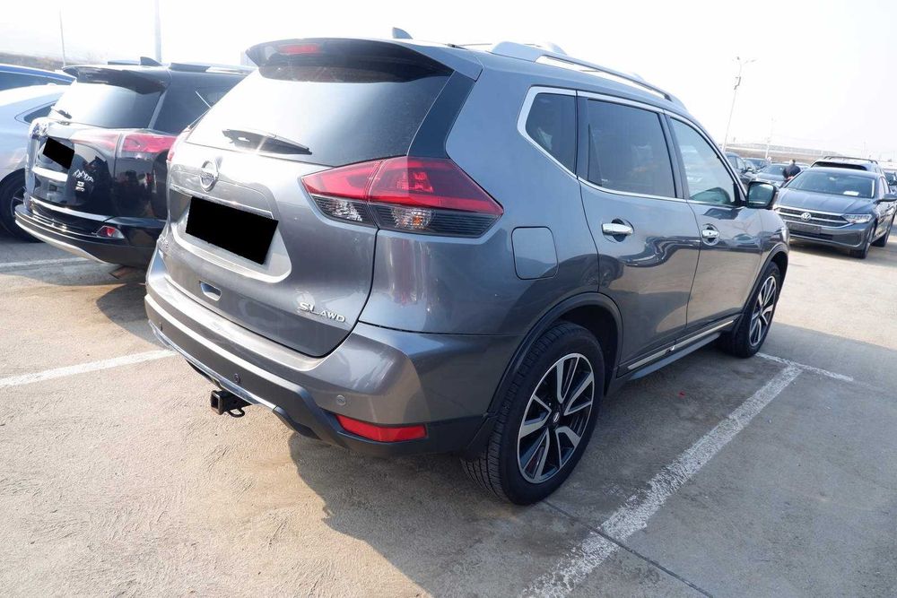 Nissan Rogue 2020 року