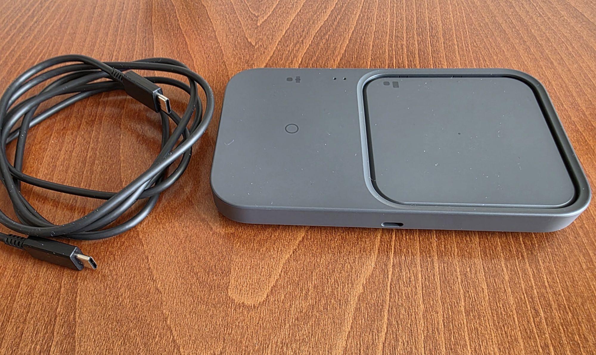 Ładowarka indukcyjna Samsung Wireless Charger Duo EP-P5400BBEGEU 15W C