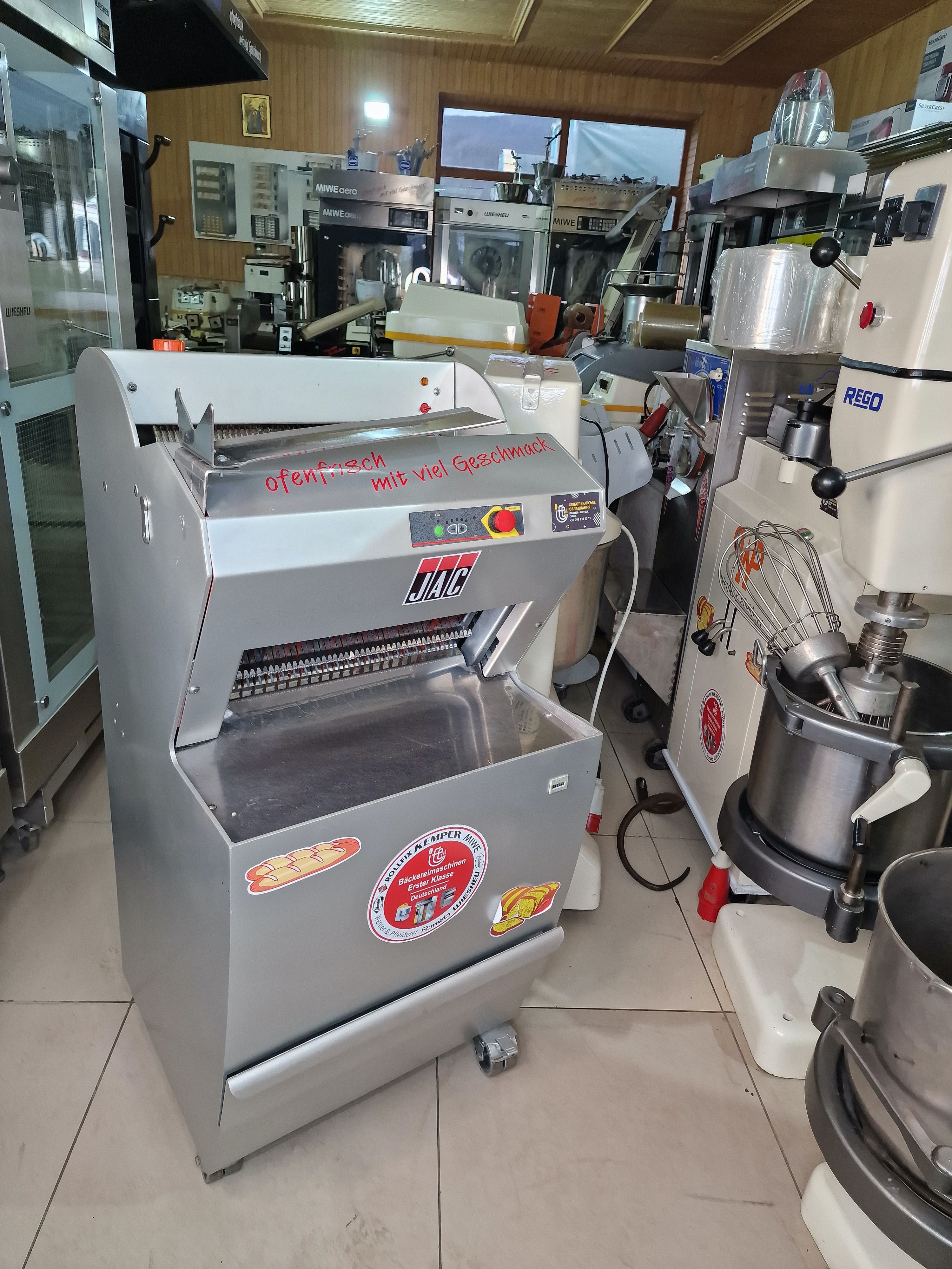 Хліборізка Хлеборезка для пекарни Автомат JAC с Германии