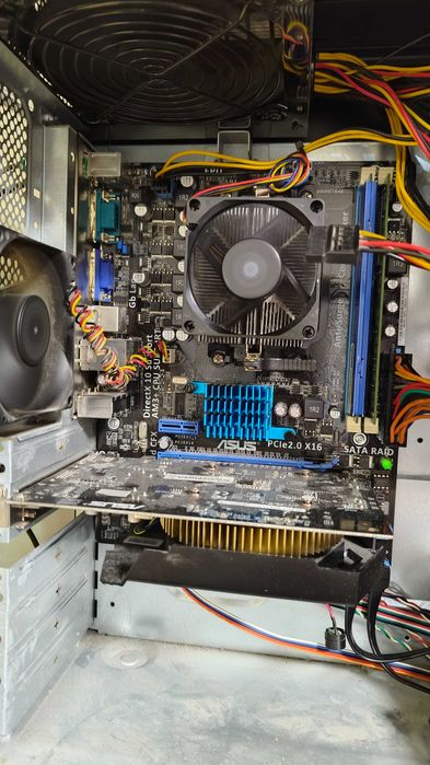 Системний блок ПК Intel Core i3 3220  GT 740) ОЗУ 8gb SSD-128 + 500Gb