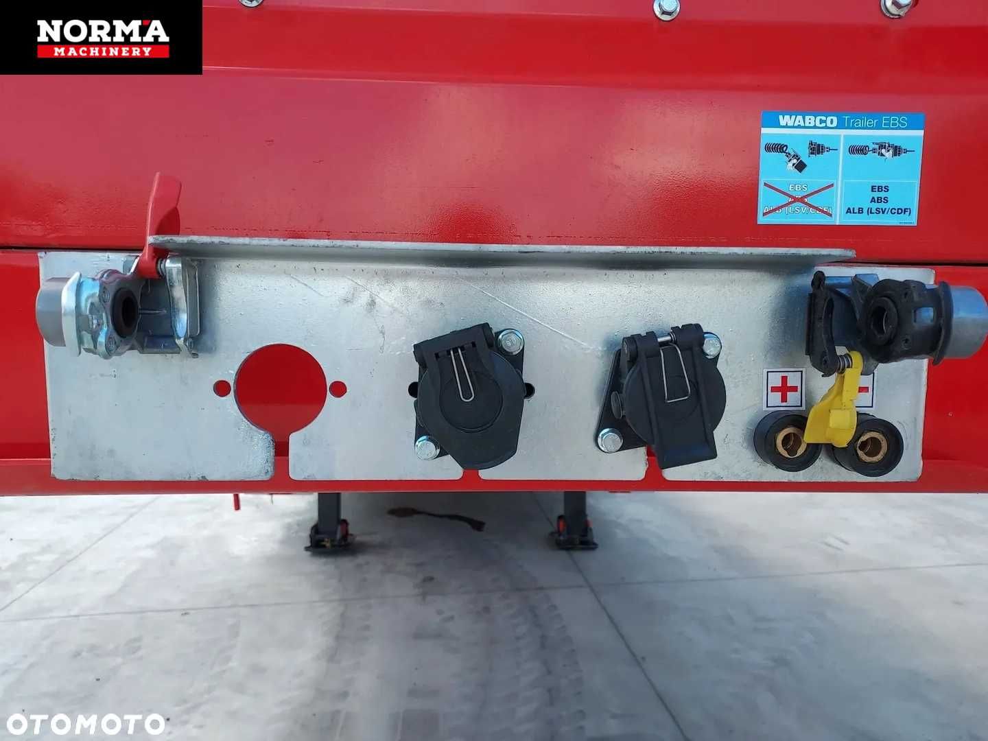 Wyprzedaz rocznika 2023. Naczepa Scorpion hydraulika, os skretna. NOWA