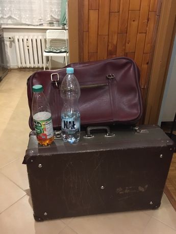 Duzy kufer PRL walizka nesser sprzedam lub zamienie-doplata na wieksza
