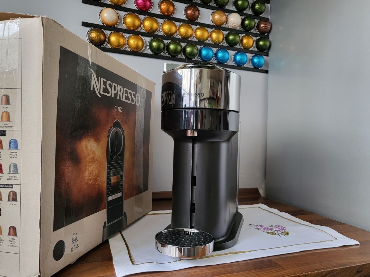 Ekspres DeLonghi Nespresso Vertuo Next j.Nowy na gwarancji