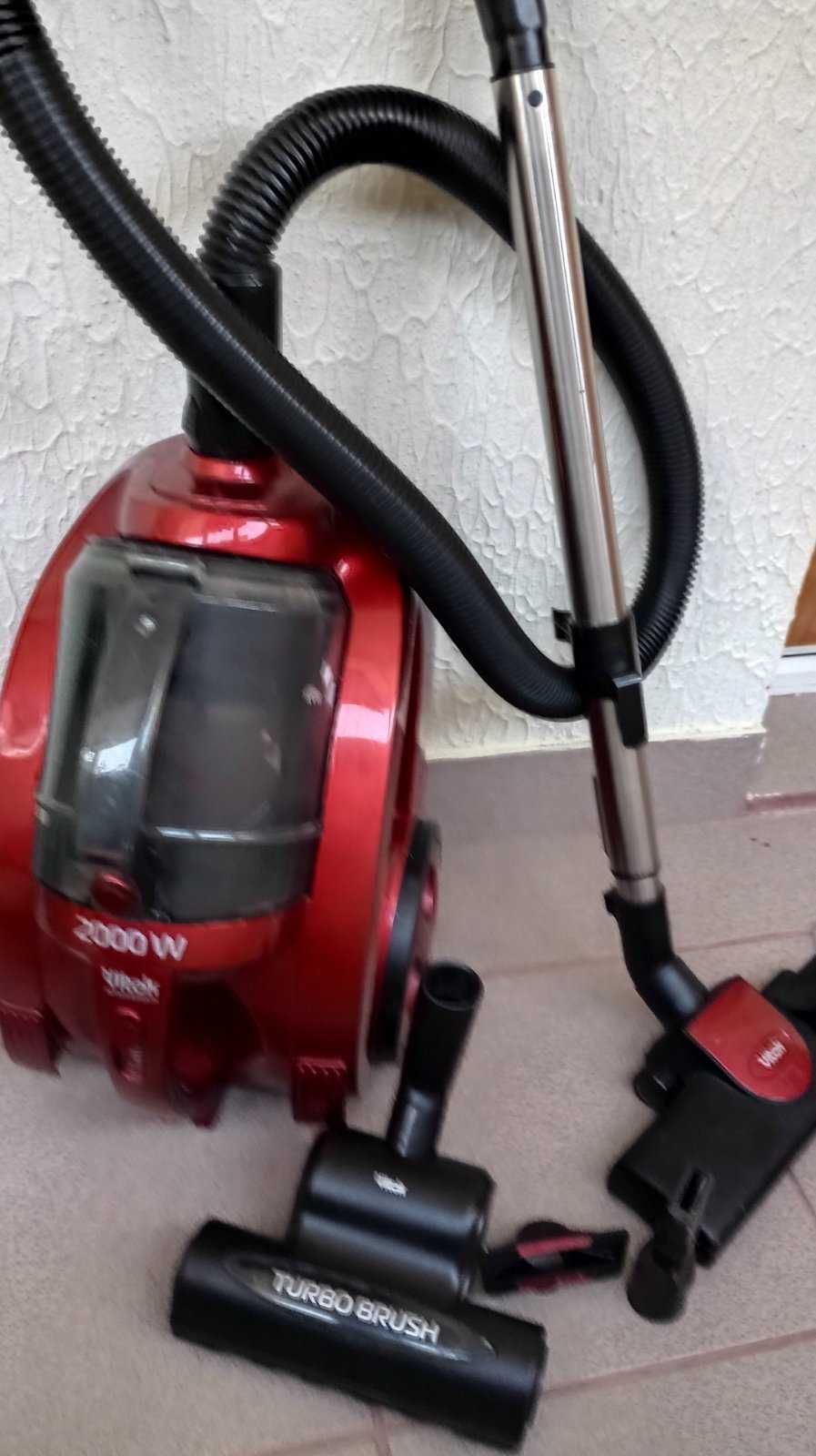 Пилосос Vitek 2000W