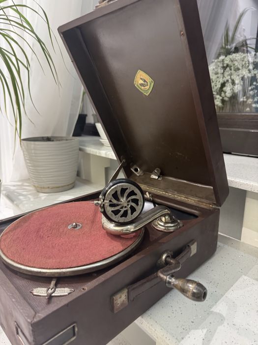 патефон‼️    громкий редкий 1938 в оригинале