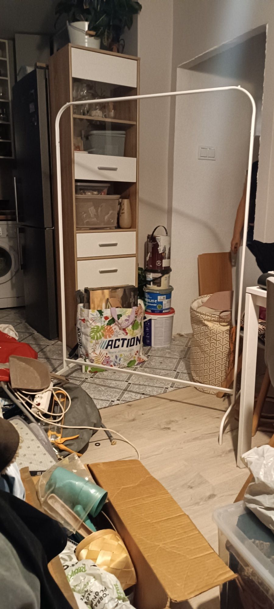 Stojak na ubrania.