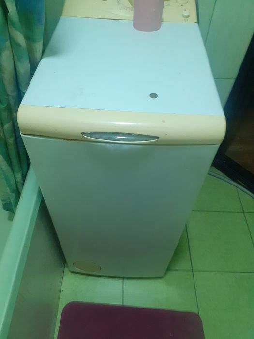 Продам стиральную машину