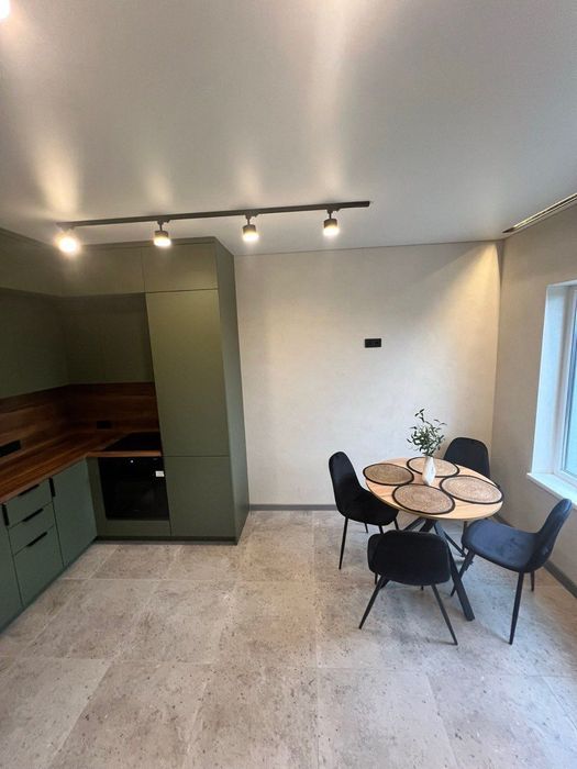 Продаж 2-поверхового таунхауса з ремонтом та меблями у Білогородці!