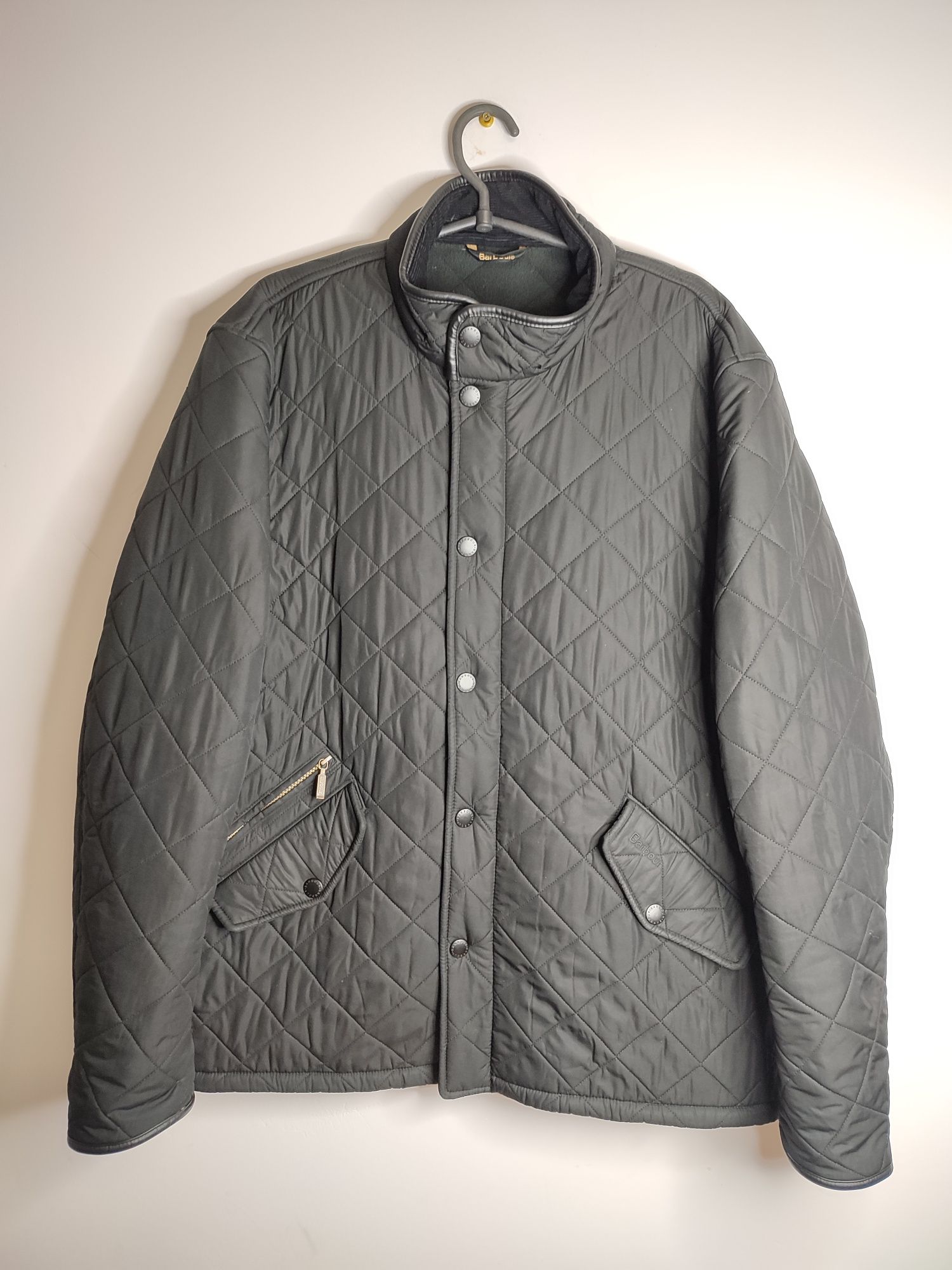 Оригинал стёганая демисезонная статусная куртка Barbour Powell Quilted