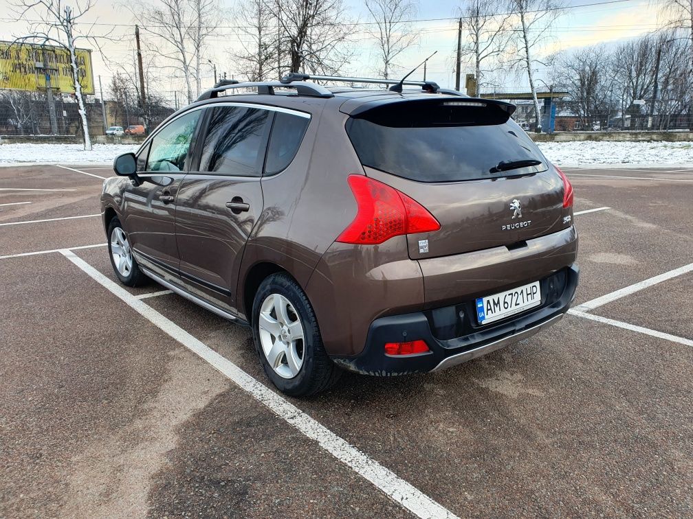 Peugeot 3008 2013 гібрид (HEV) 2.0л