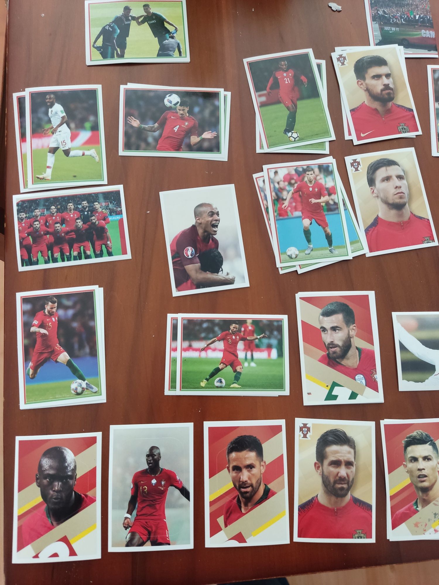 Fome de vencer 2021 Continente Panini Cromos e saquetas fechadas