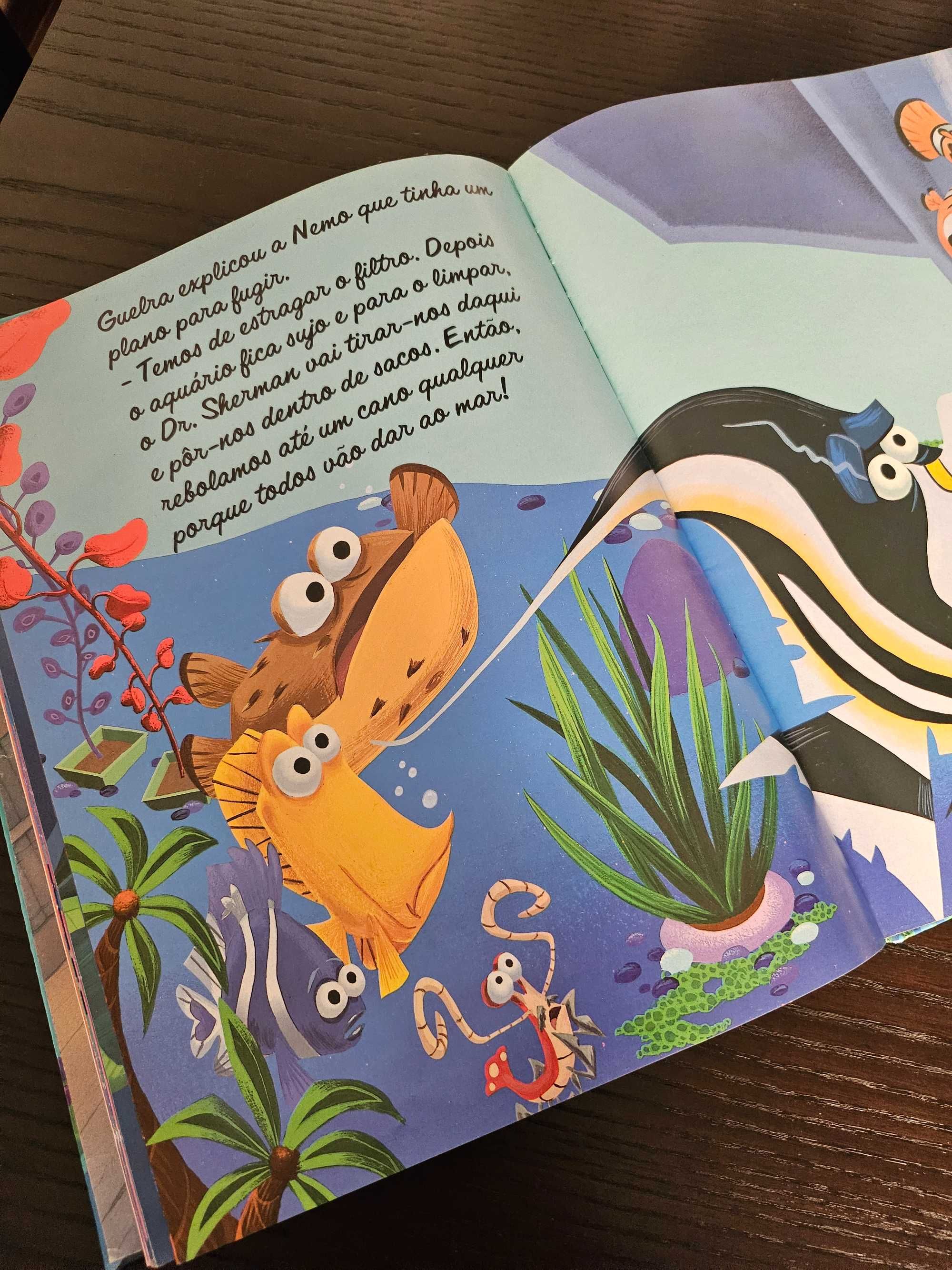 Livro "À Procura de Nemo"