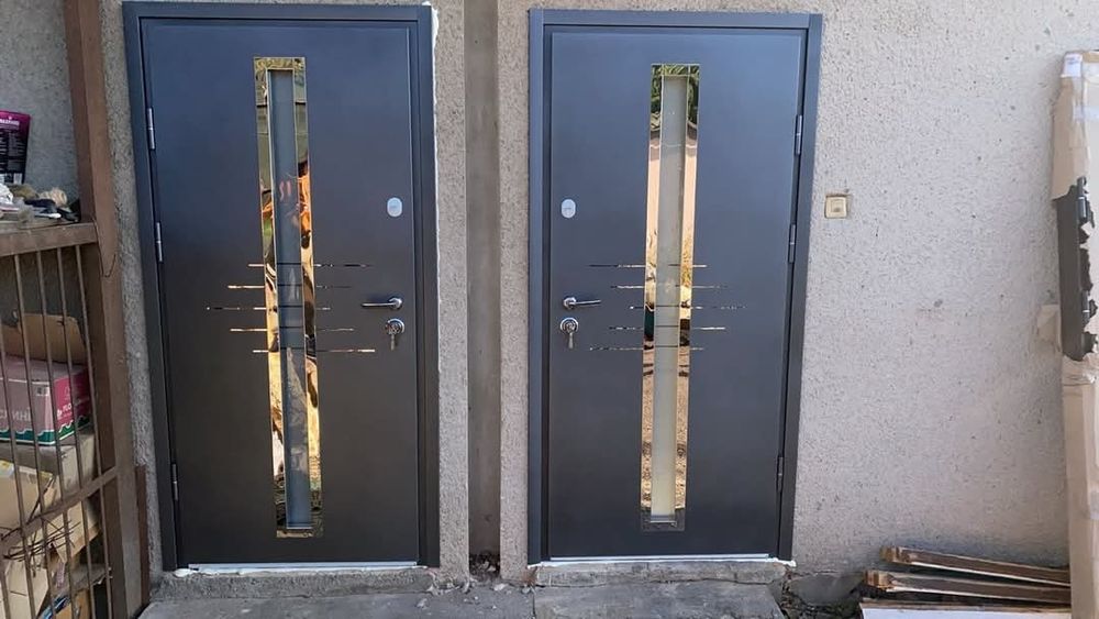 Розпродаж Двері вхідні Котедж Будинок