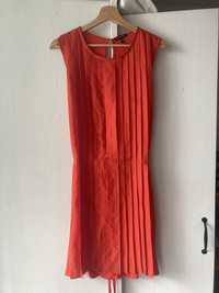 Plisowana czerwona sukienka bez ramion Massimo Dutti S