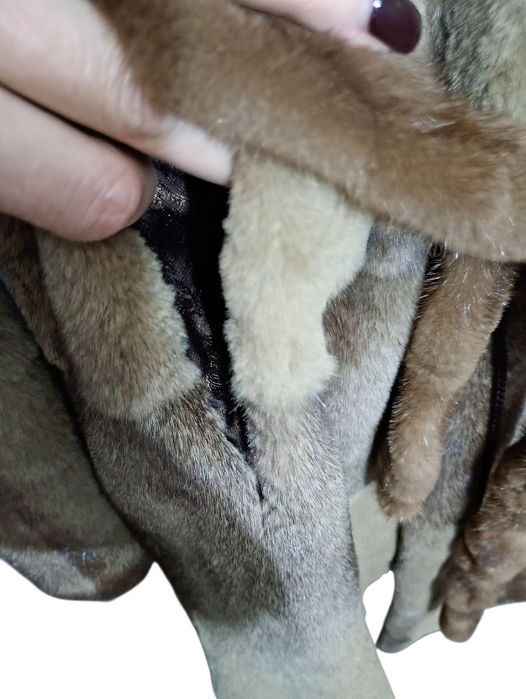 Новая.Длина 113см, Ог 110см. Норковая шуба с соболем. Натуральная шуба