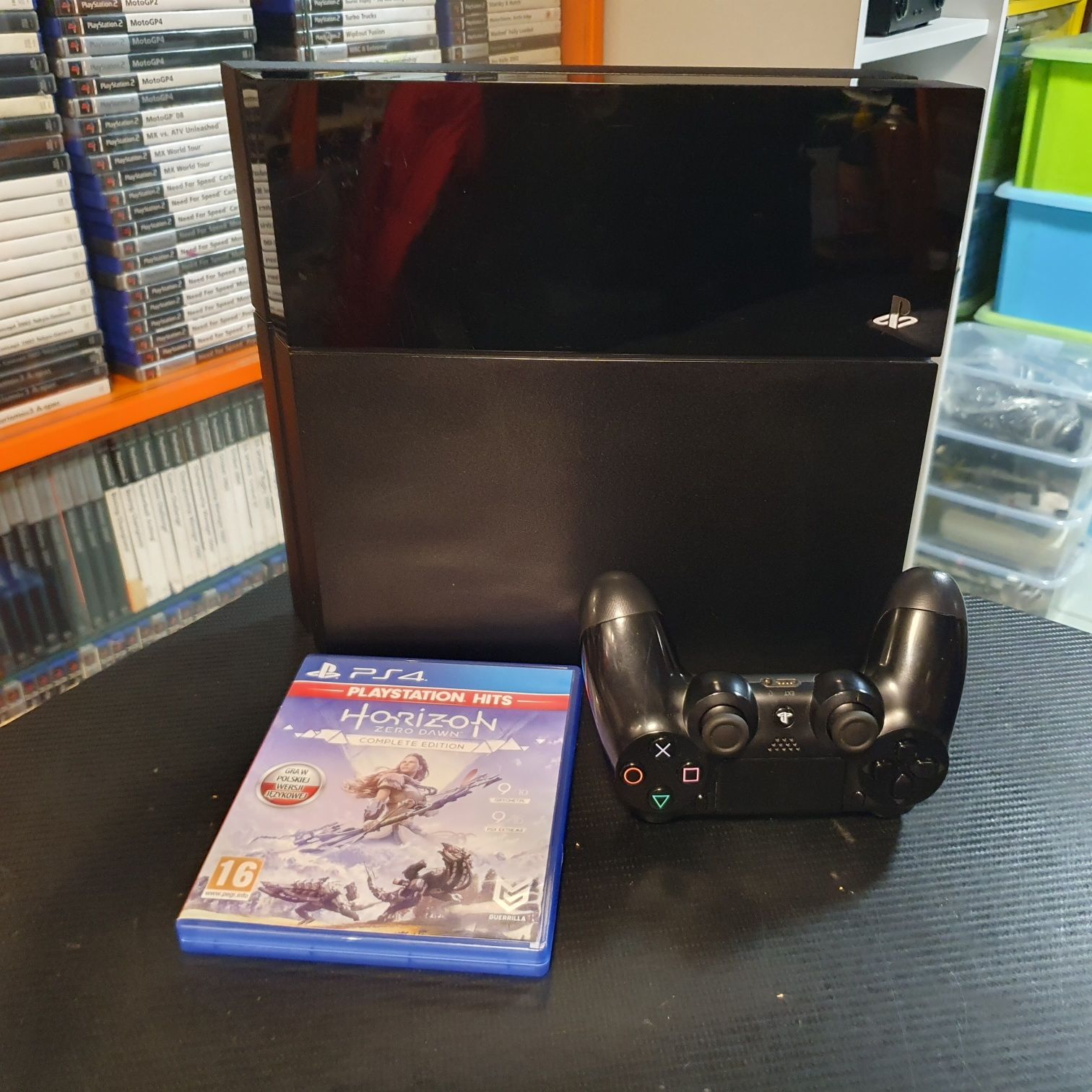 Playstation4 PS4 zestaw od Świat Gier tv Częstochowa Al NMP 28 w brami