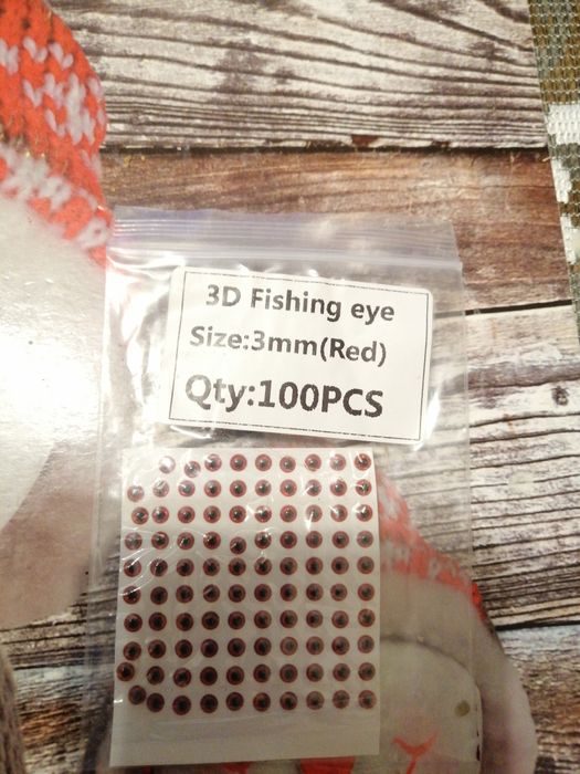 Oczka 3 D do główek jigowych