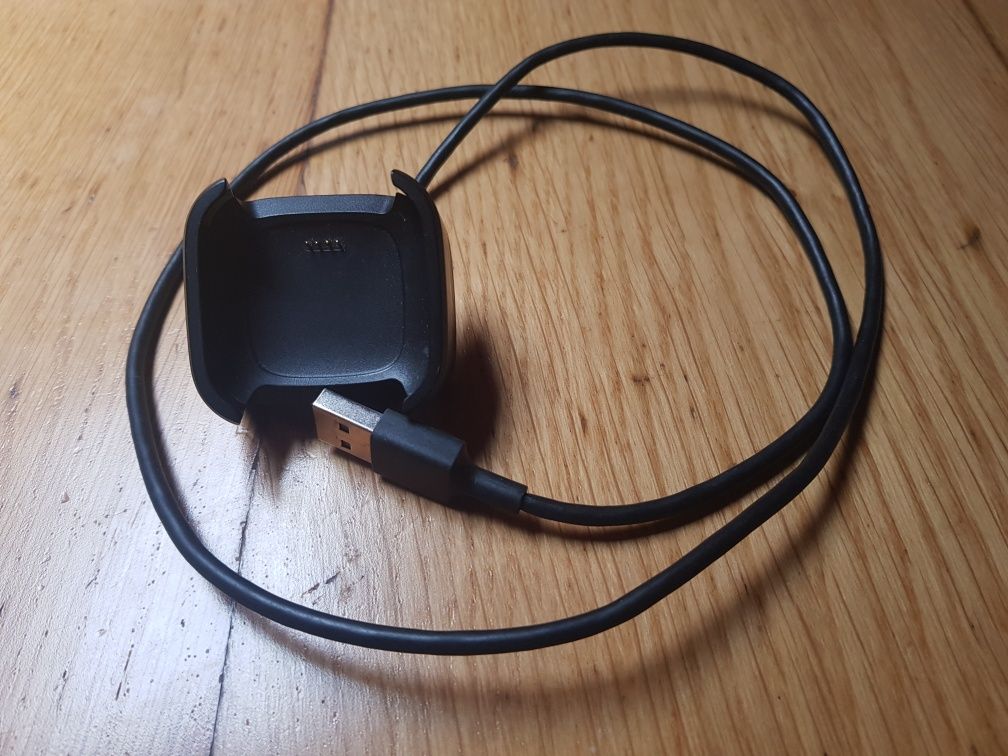 Cabo carregamento Fitbit versa e versa lite original