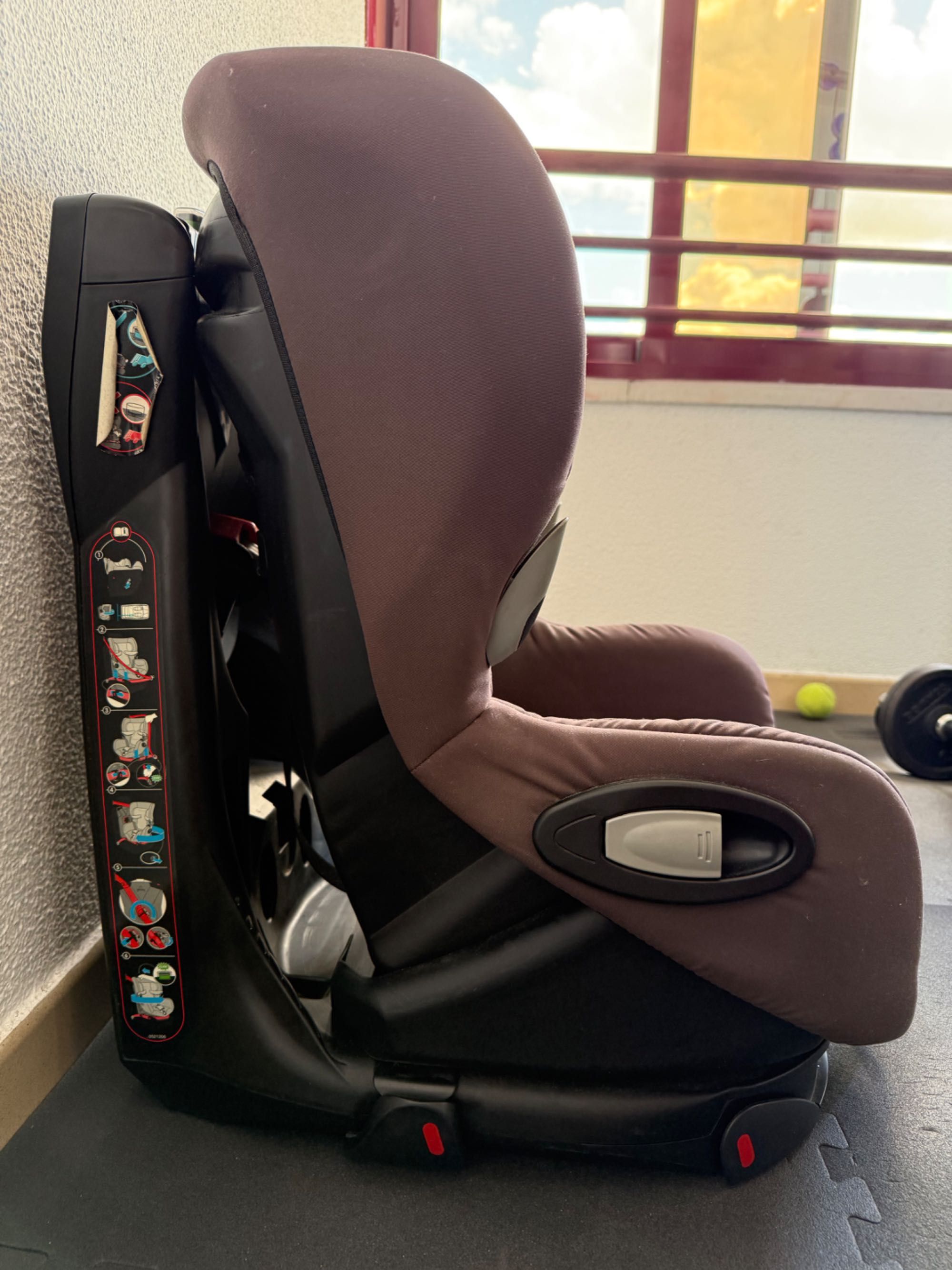 Cadeira de Bebé para o carro - Maxi-Cosi Axiss