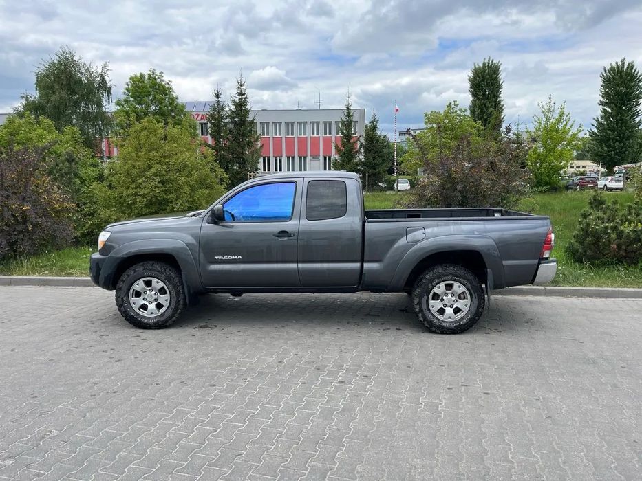 Toyota Tacoma Hak, LPG, oszczędny pickup w bardzo dobrym stanie. Półtorej kabiny.