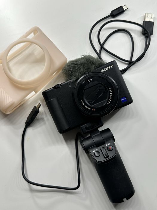 Sony ZV-1 Vlog Kit (caixa original incluida)