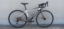 TREK DOMANE 4.3 DISC, Shimano 105(hydraulika/sztywna oś),Rozmiar 50/XS