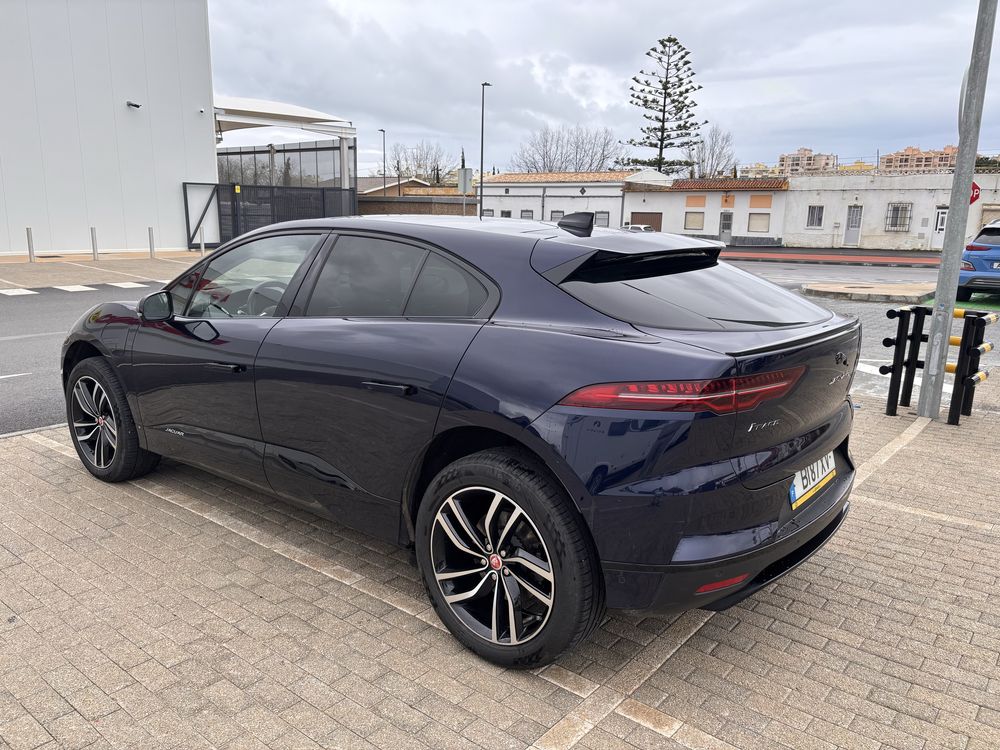 JAGUAR I-Pace EV400 AWD R-Dynamic