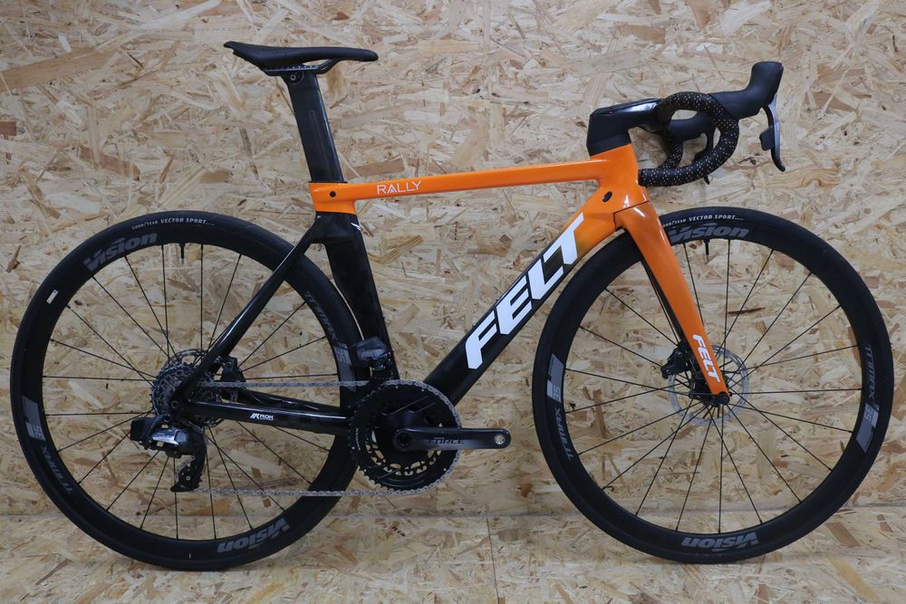 Bicicleta carbono disco - Felt AR - Sram Force AXS 2x12v