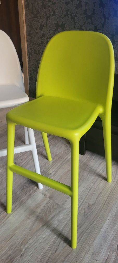 Sprzedam 2 krzesła Ikea Urban