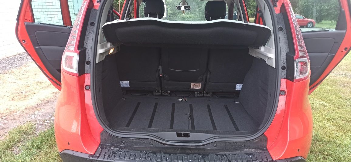 Продам renault scenic 1.5 дизель