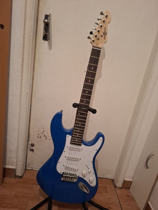 Guitarra nova cim acessórios