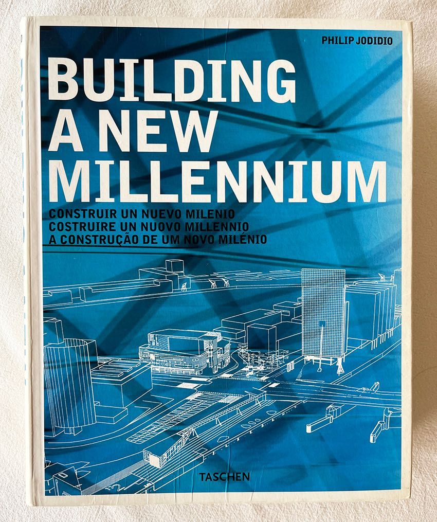 Livros "Green Architecture" e "Building a new Millennium"