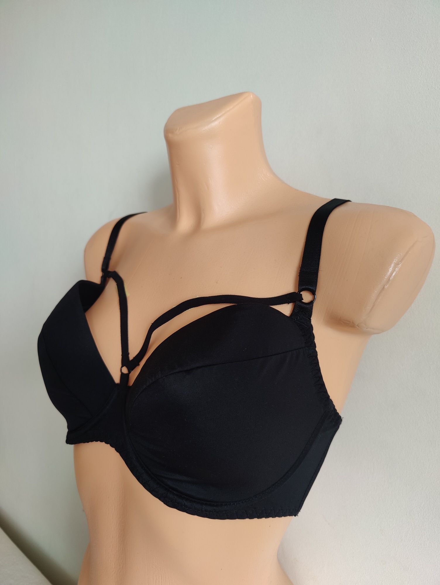 Biustonosz stanik Kinga 70G 32G czarny