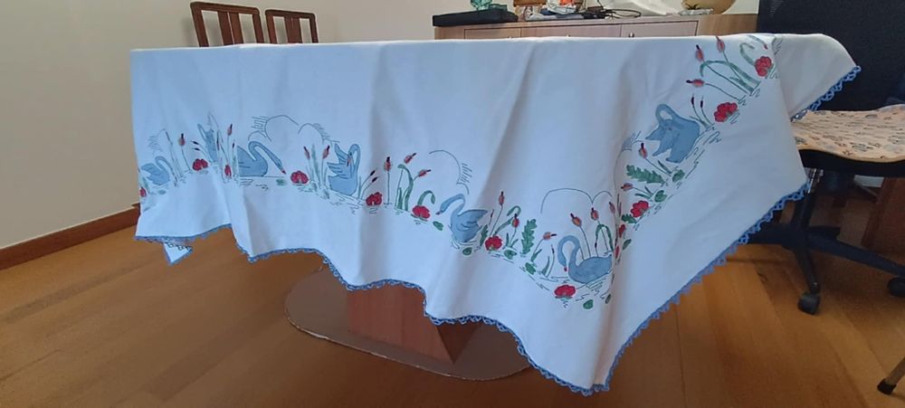 Toalha de Mesa bordada