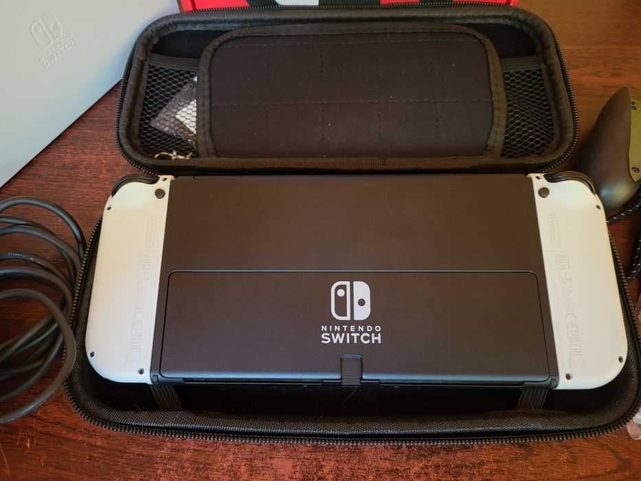 Портативна консоль Nintendo Switch Oled з іграми k.e.f.i.r