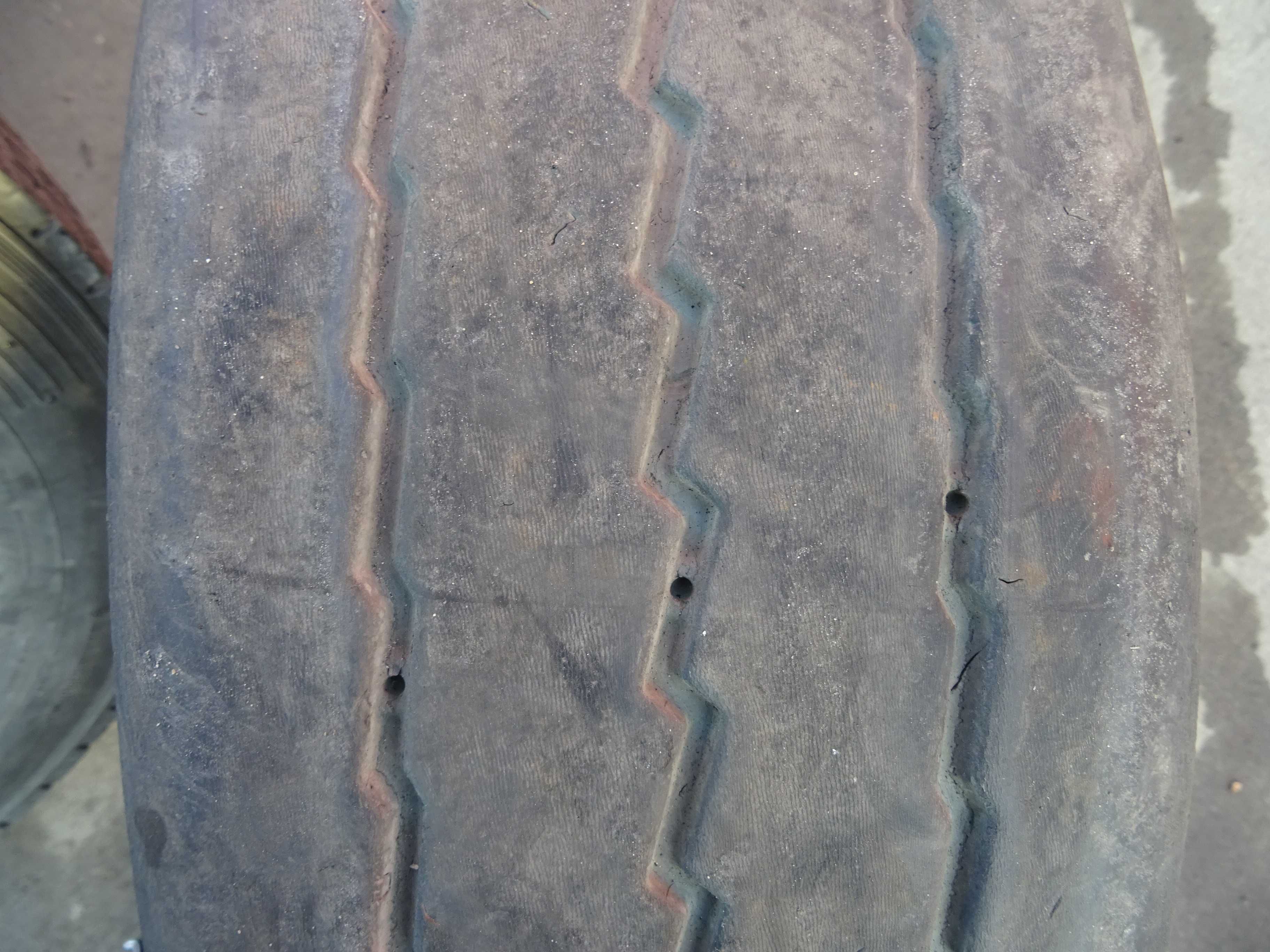 Opona 255/60R19.5 MICHELIN XTA+E (680 netto)