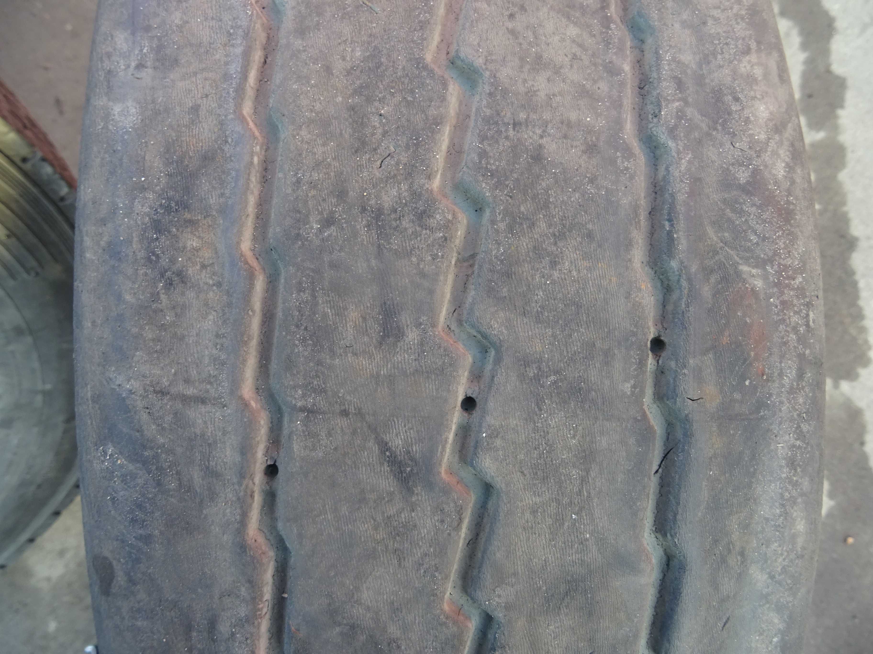 Opona 255/60R19.5 MICHELIN XTA+E