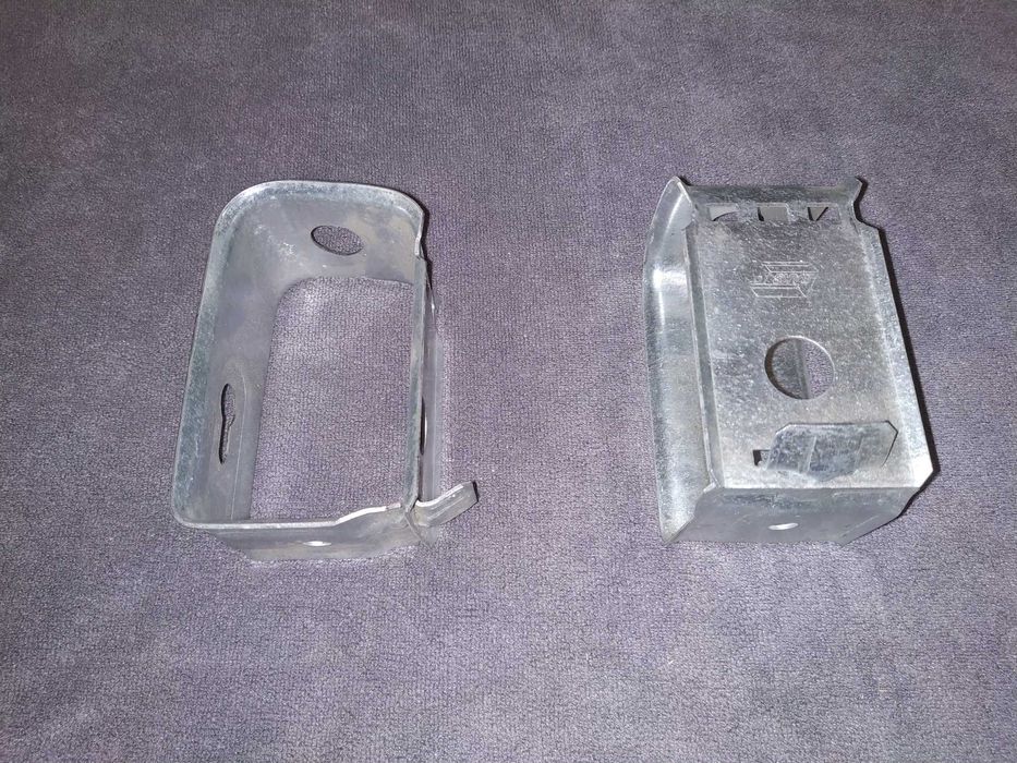 Obejma ścienna sufitowa Baks 95x50x58mm - komplet (6 sztuk)