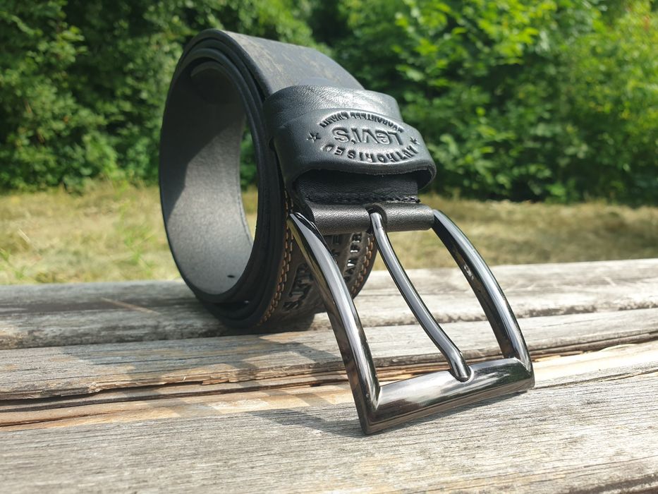 Кожаный широкий мужской ремень Levis