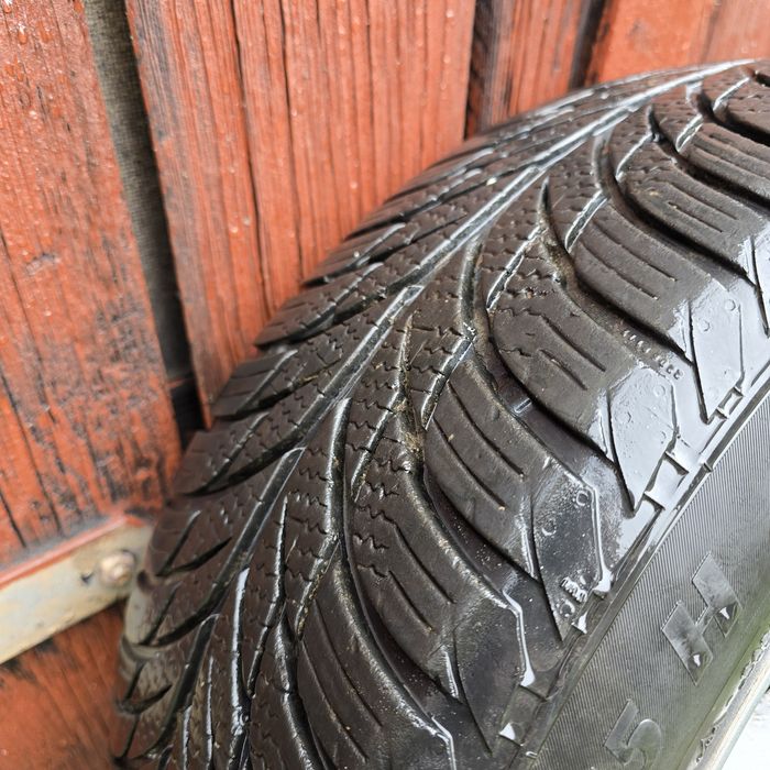 Felgi aluminiowe 15 z oponami 4sztuki