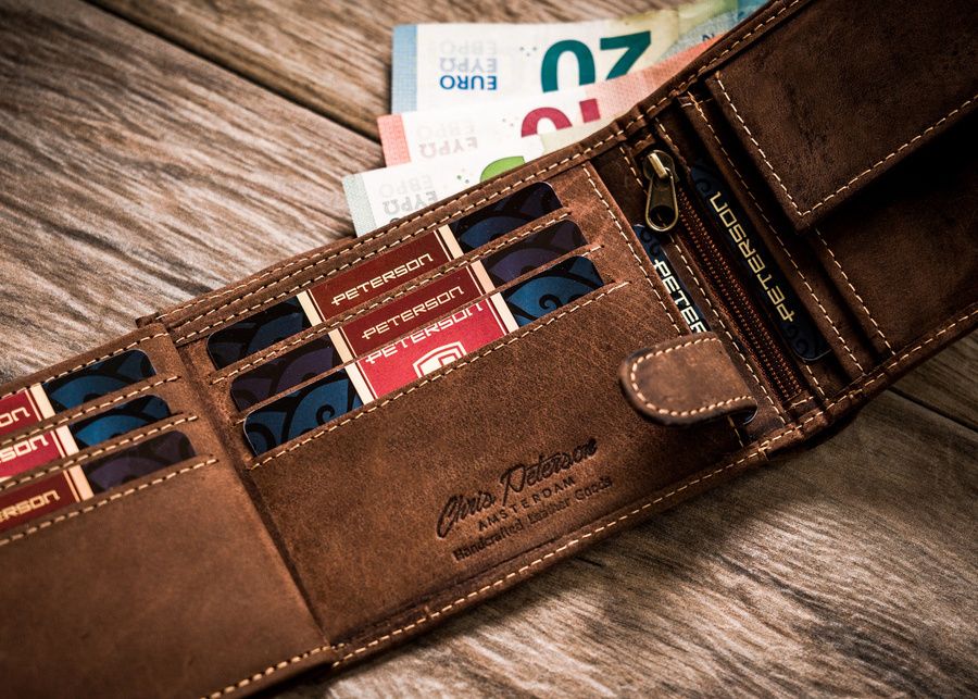 nubukowy portfel męski z ochroną kart rfid - peterson