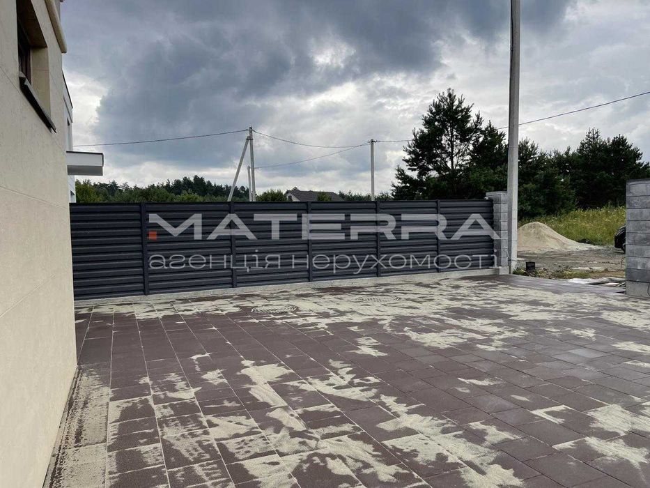 Бобриця продаж будинку 150м2 у стилі Хай-Тек