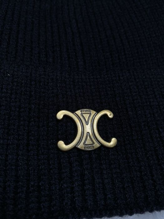 Шапка тепла