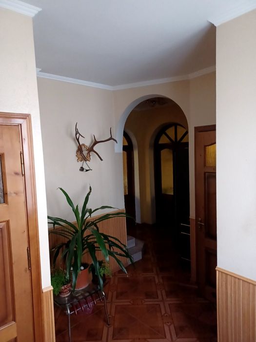 підселення для хлопців  студен ,Коновальця,аеропорт