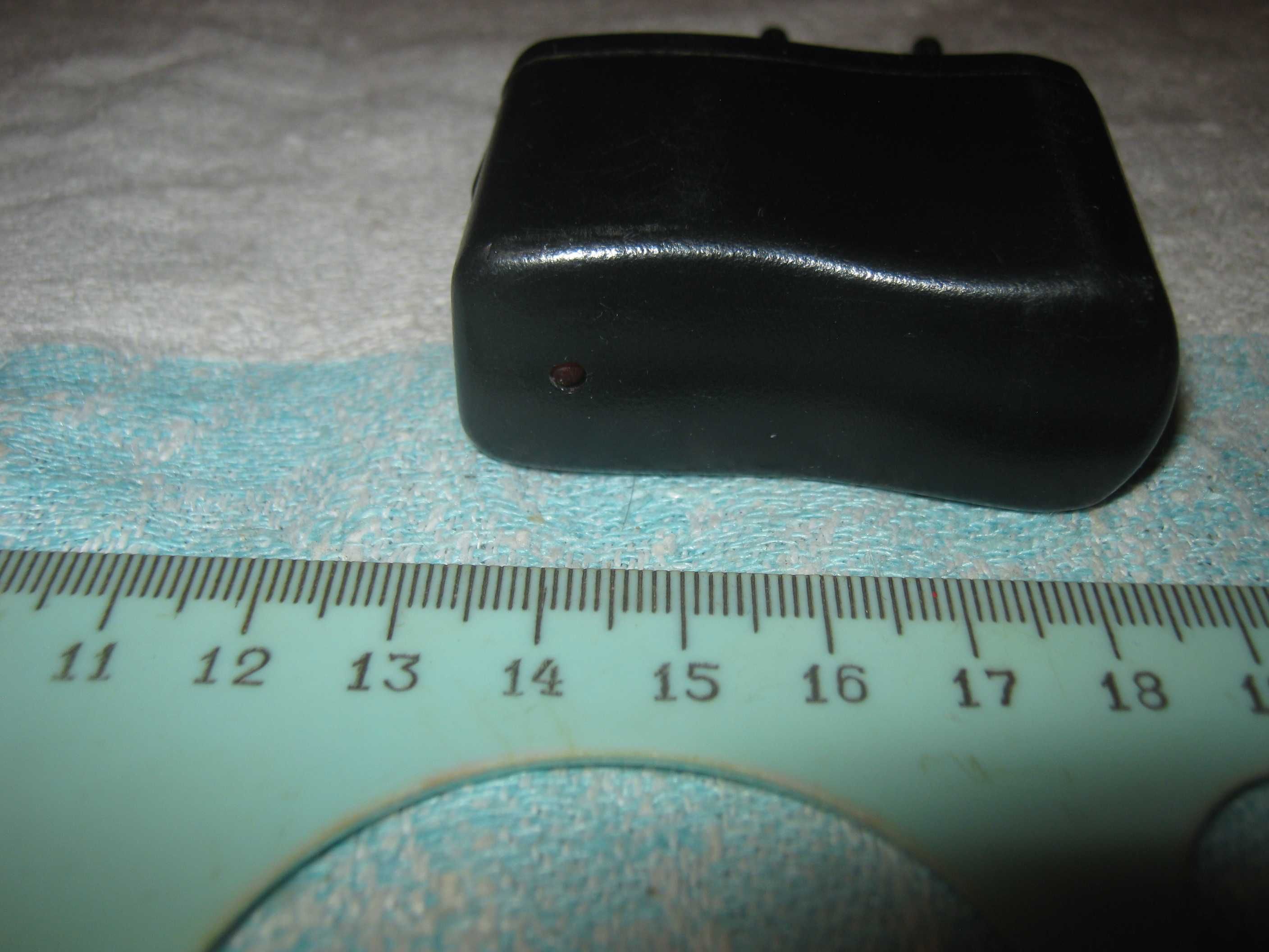 Универсальное USB-зарядное,300мА.Рабочее.