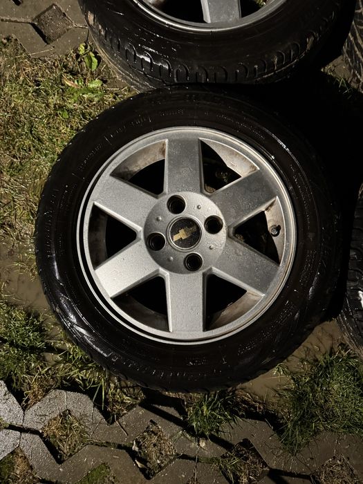 Felgi Chevrolet 4x100 Opony 195/60/15 Aveo Lacetti Opel Kia Hyundai