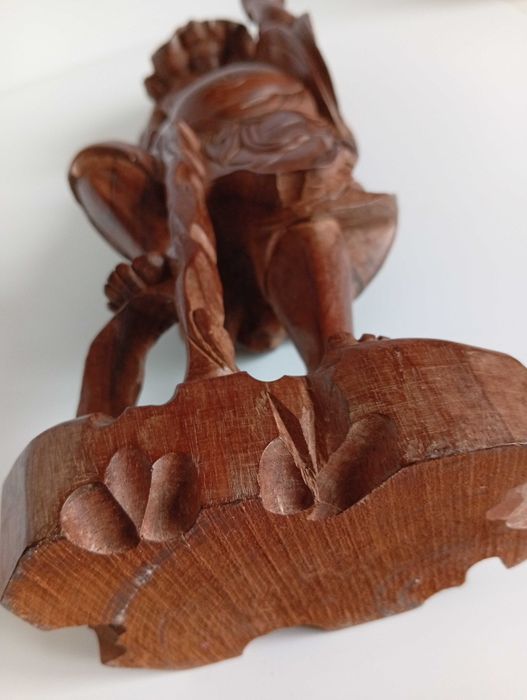 Статуэтка Ли Тегуай, самшит - покровитель врачей - 943г., h38см.